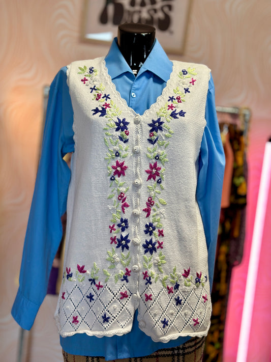 Gilet sans manches blanc à broderies et perles | T. L