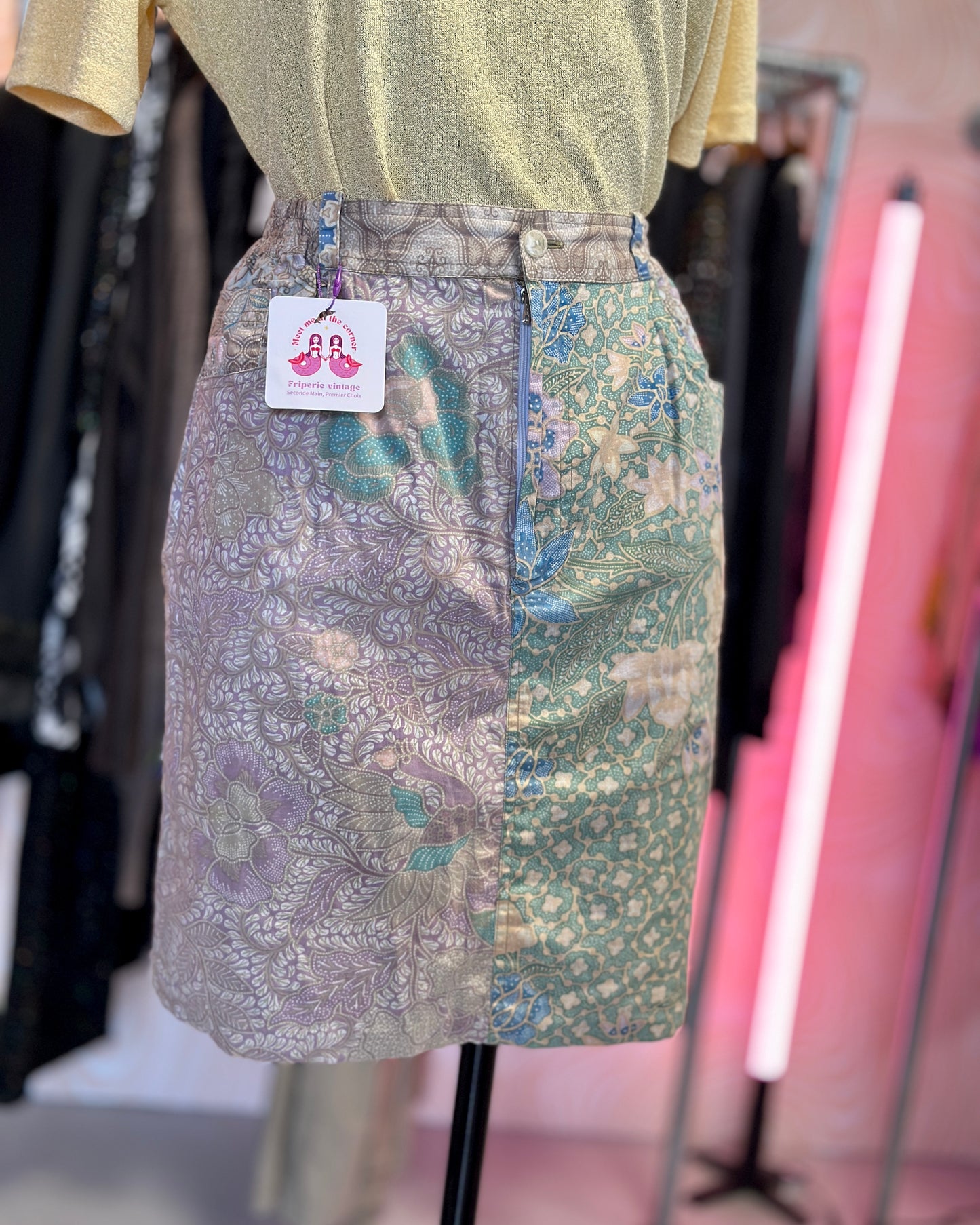 Jupe droite à motifs pastel | T. 38