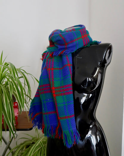 Écharpe tartan bleu, vert et rouge