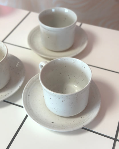 Set de tasses mouchetés en grès