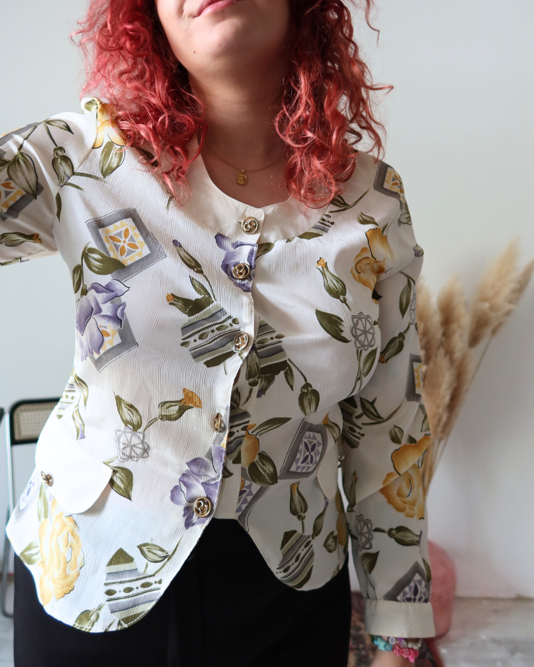 Blouse beige à fleurs | T. S