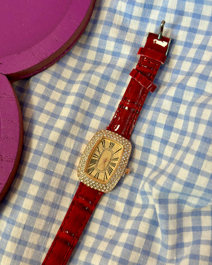 Montre rouge à strass