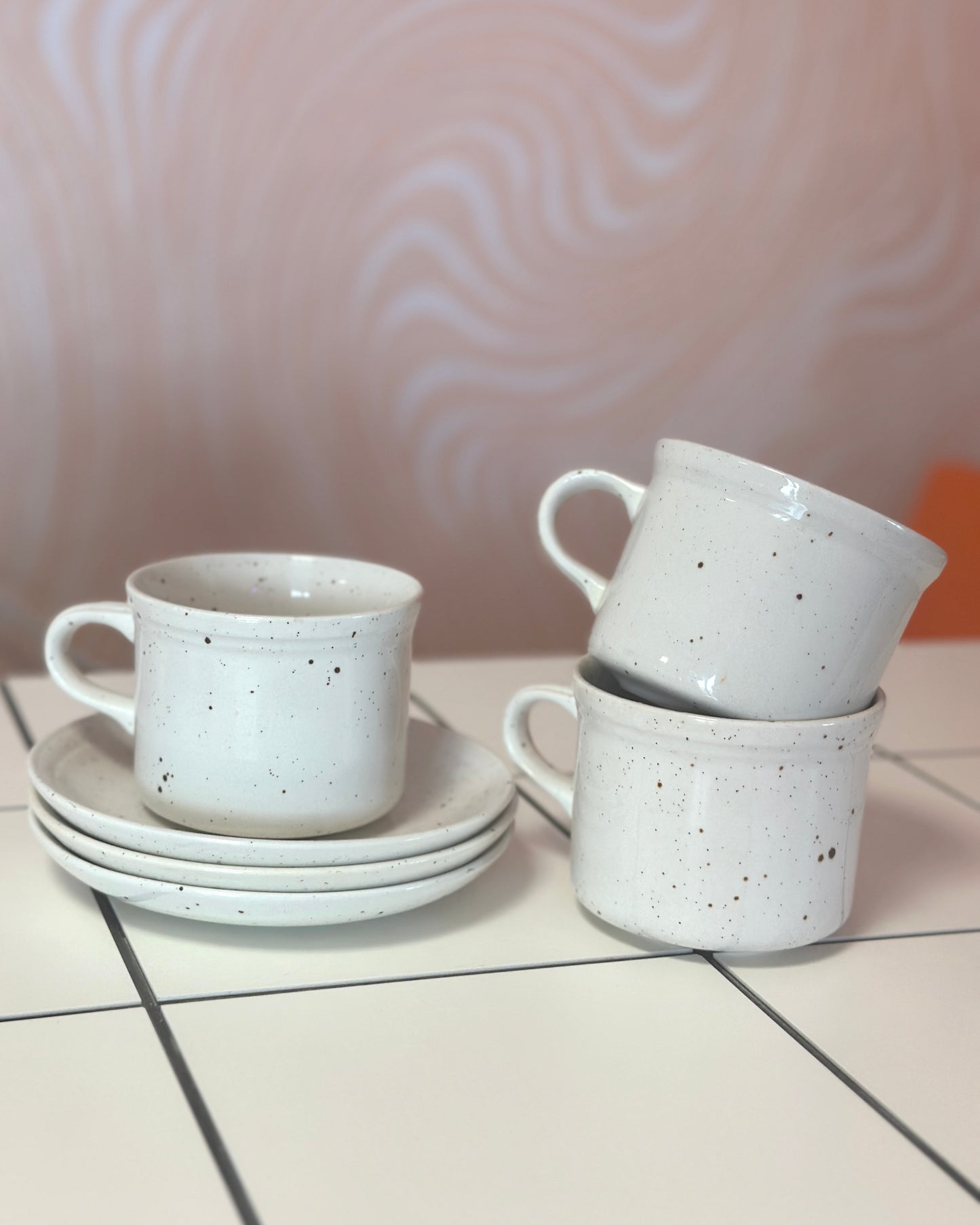 Set de tasses mouchetés en grès