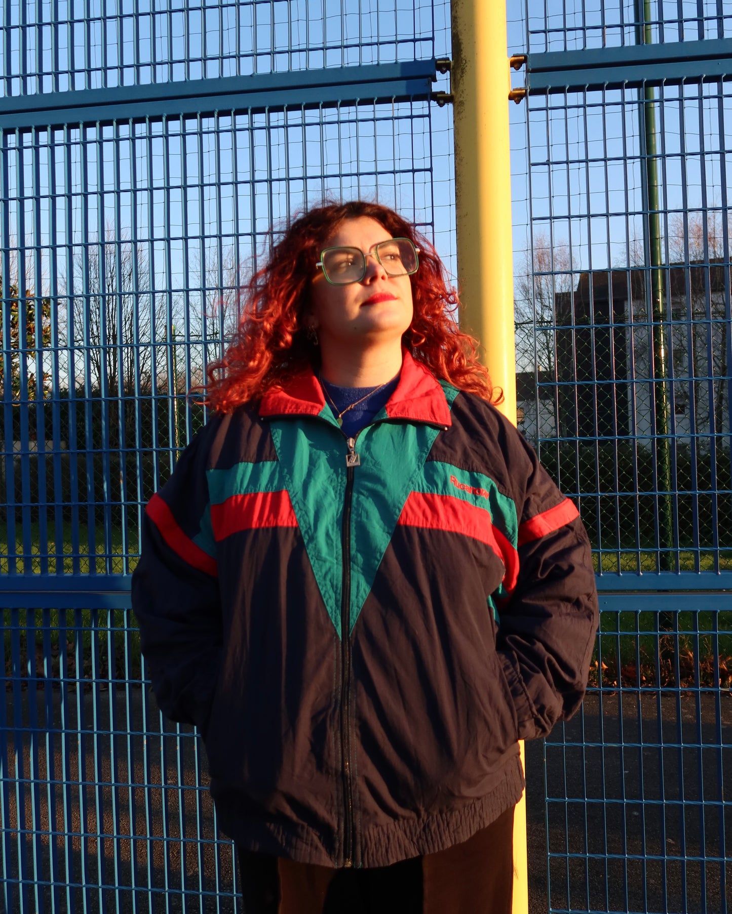 Veste de sport turquoise & rouge | T. XL