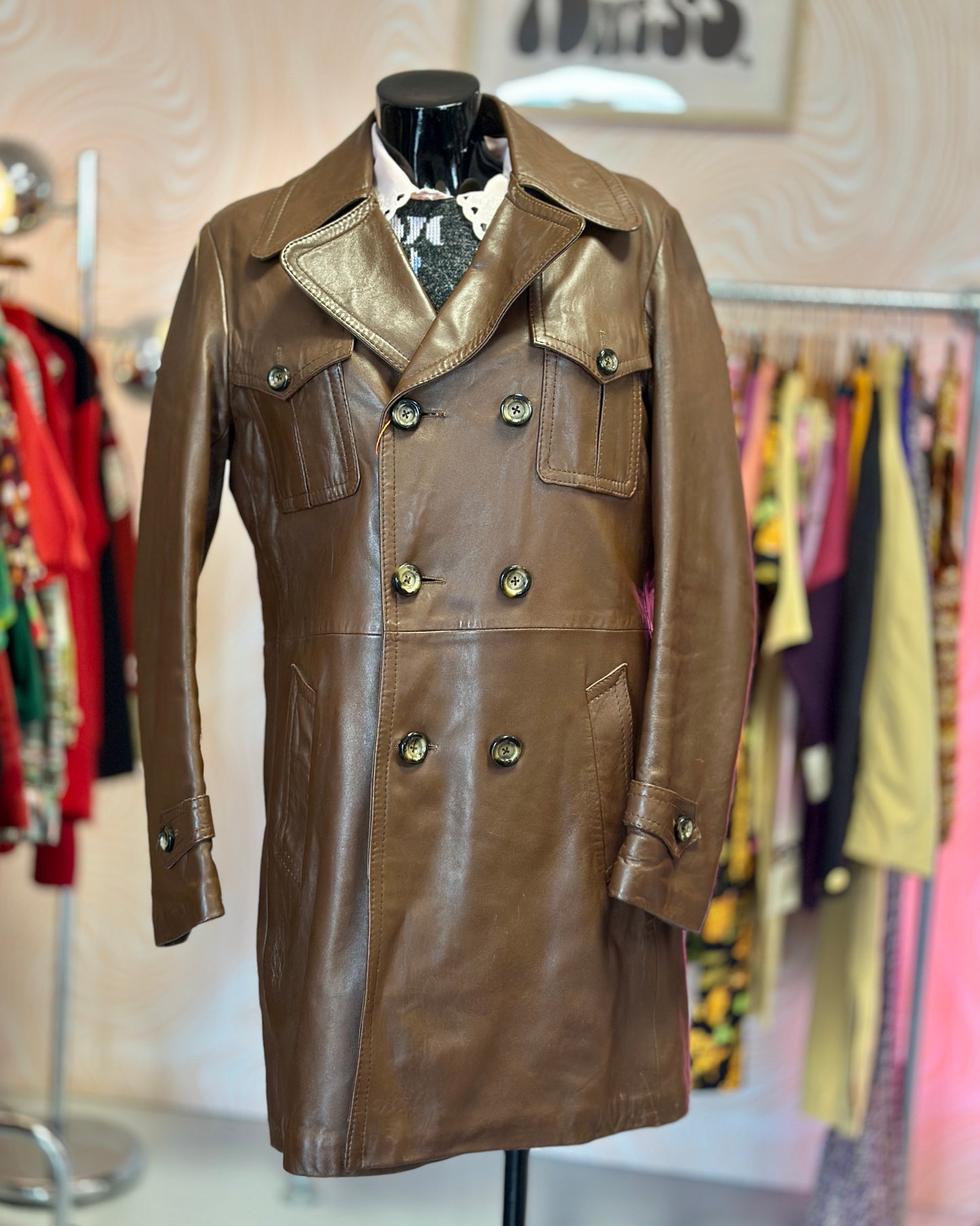 Trench en cuir années 70 | T. M