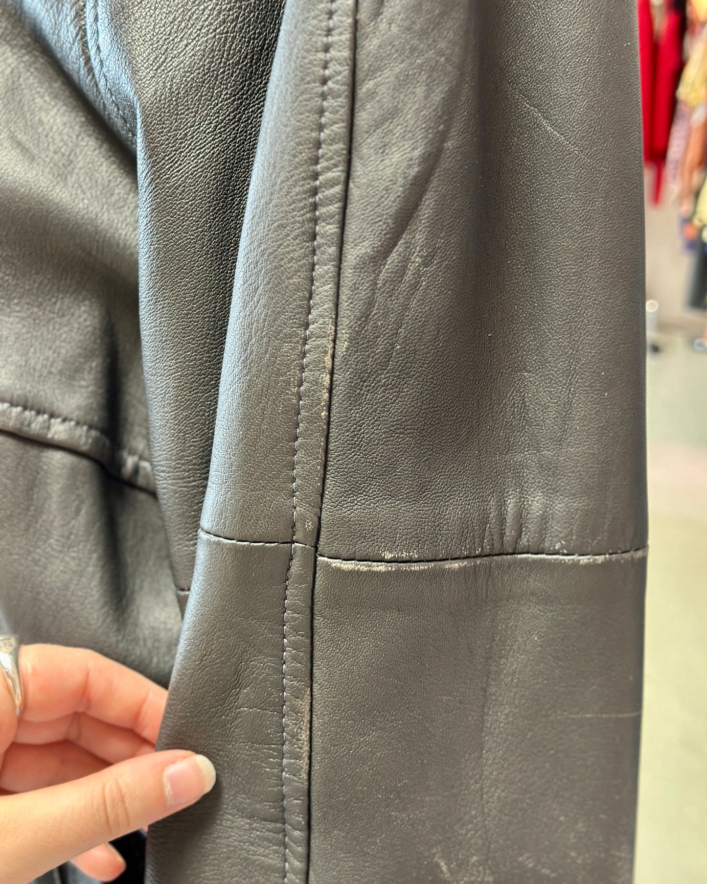 Veste bomber en cuir gris | T. M