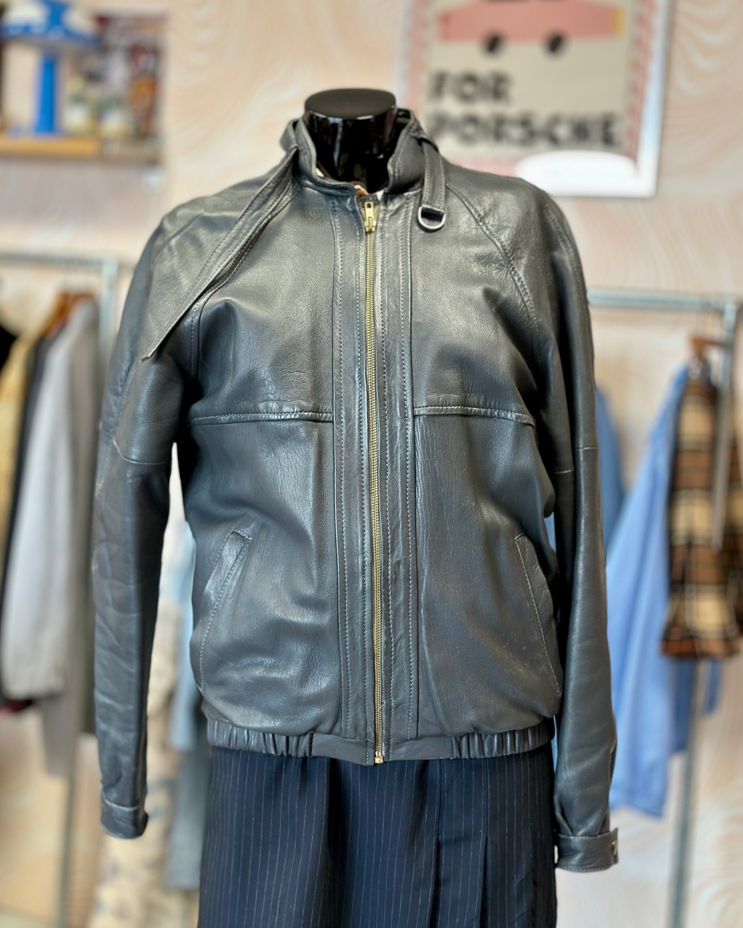 Veste bomber en cuir gris | T. M