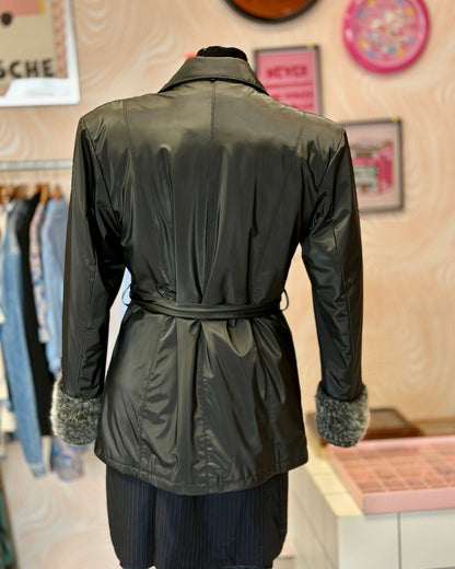 Imperméable cintré avec moumoute | T. S