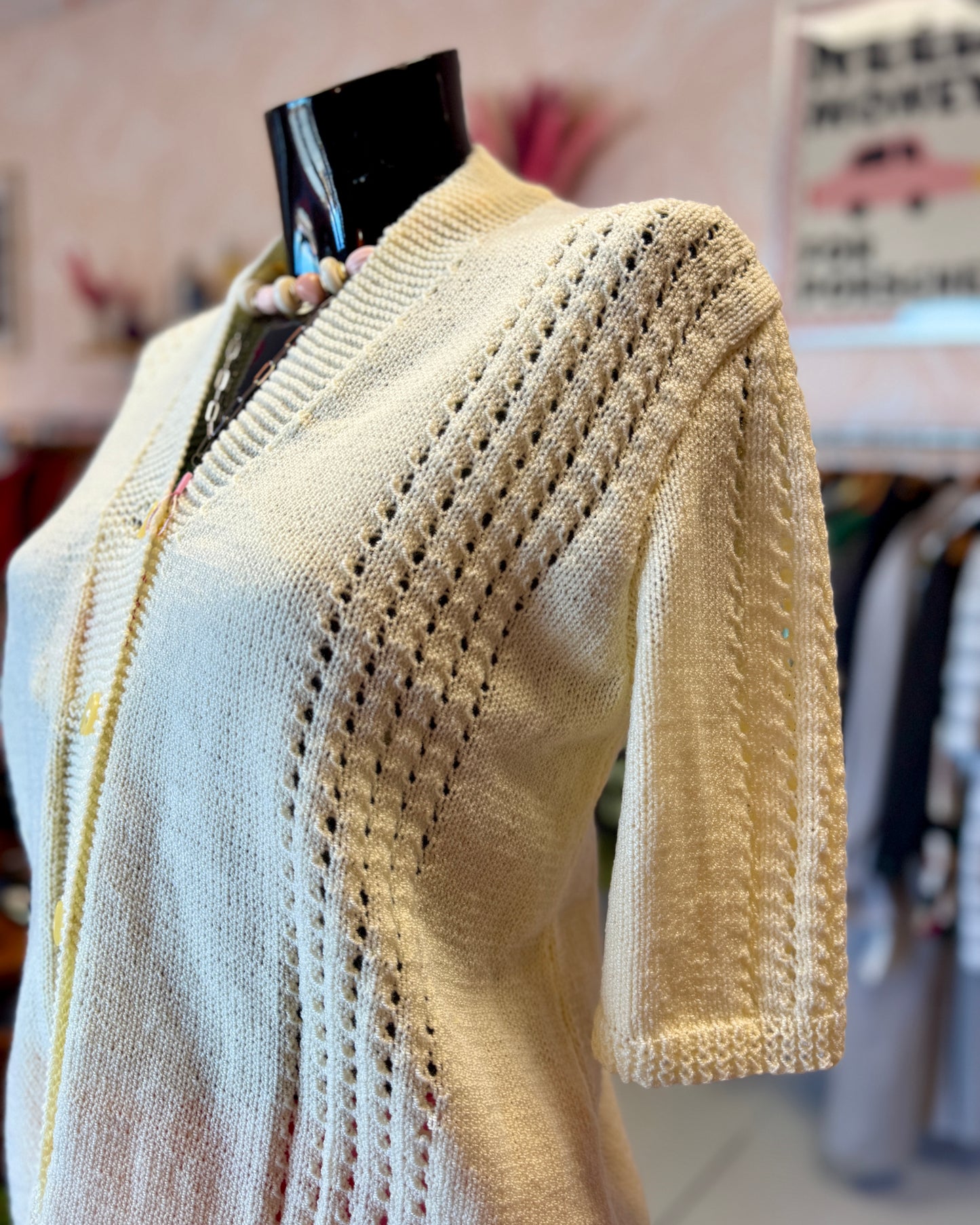 Cardigan manches courtes jaune pastel | T. M