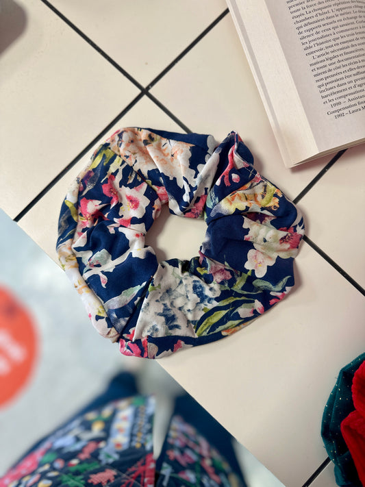 Big Scrunchie Bleu à Fleurs