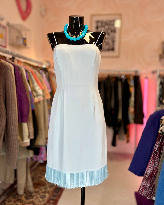 Robe bleu ciel à franges en perles | T. 36/38