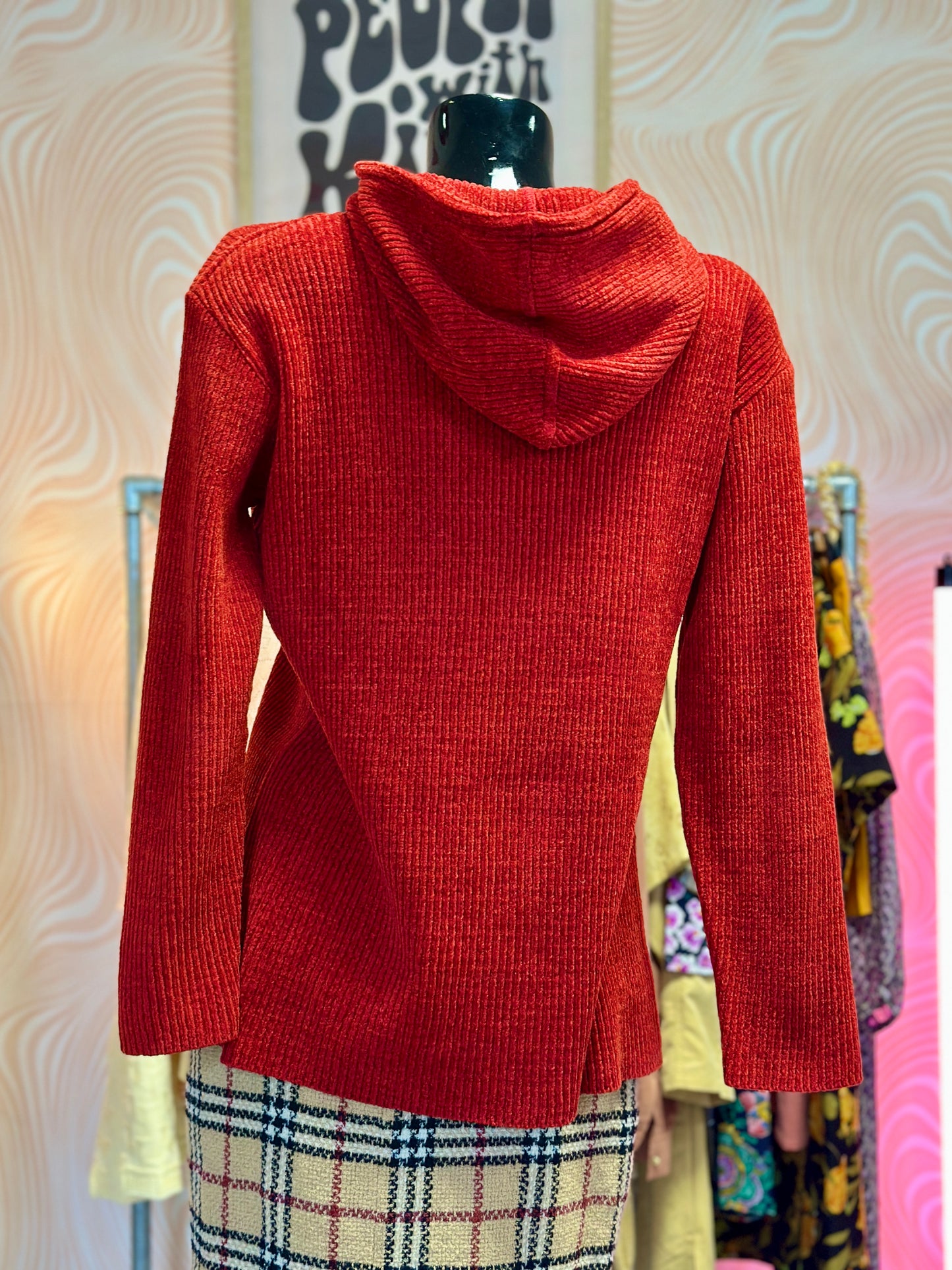 Pull rouge à capuche | T. M / L