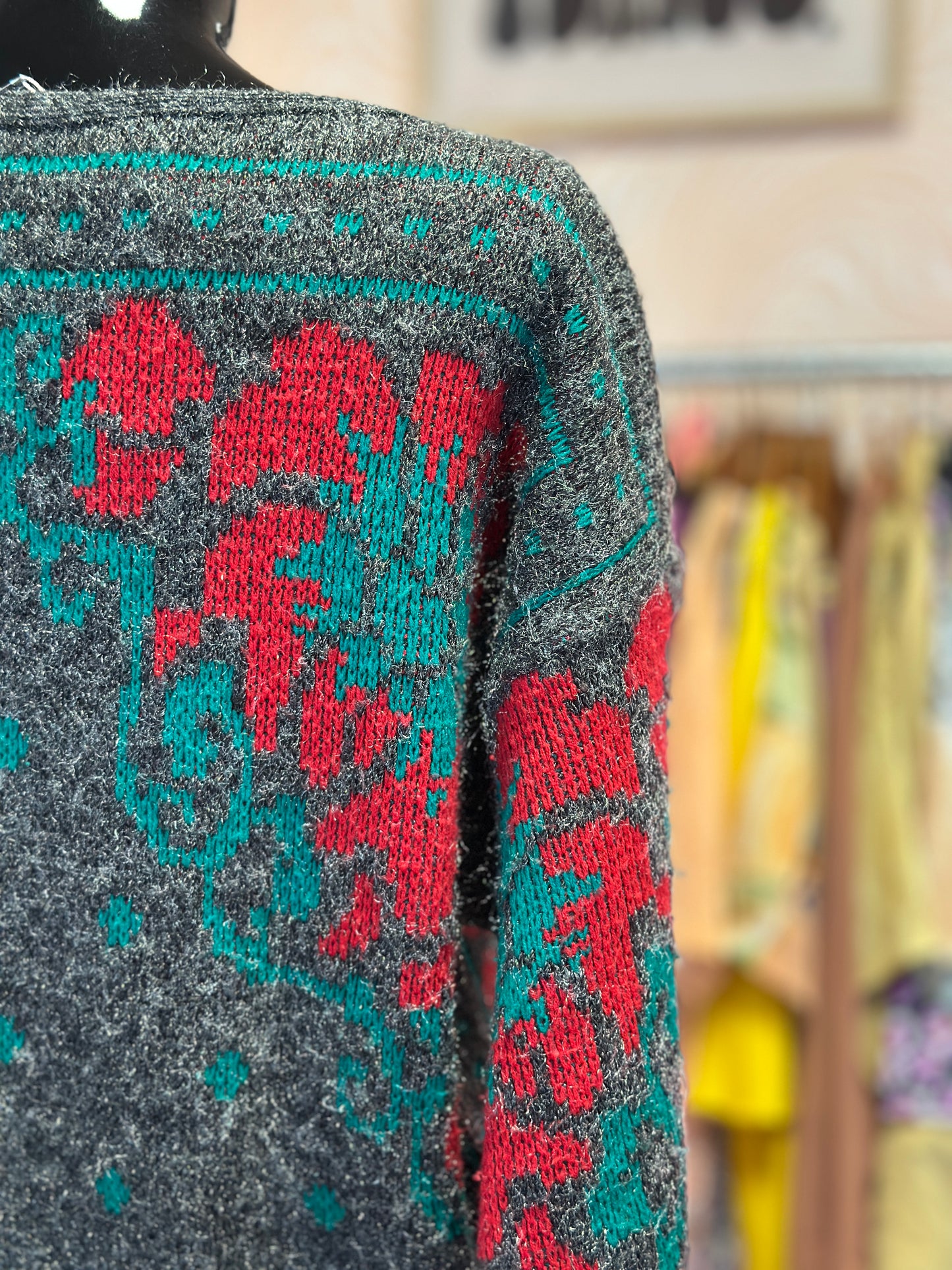 Pull brillant à fleurs | T. L