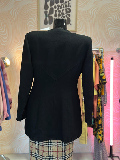 Blazer cintré à gros boutons | T. M