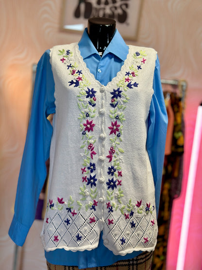 Gilet sans manches blanc à broderies et perles | T. L