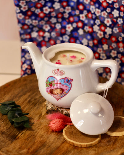 Bougie Tea Time Charlotte aux Fraise | 🍓 Parfum Yaourt à la Fraise