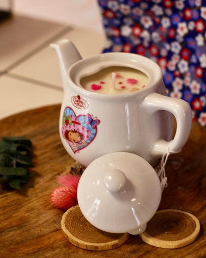 Bougie Tea Time Charlotte aux Fraise | 🍓 Parfum Yaourt à la Fraise