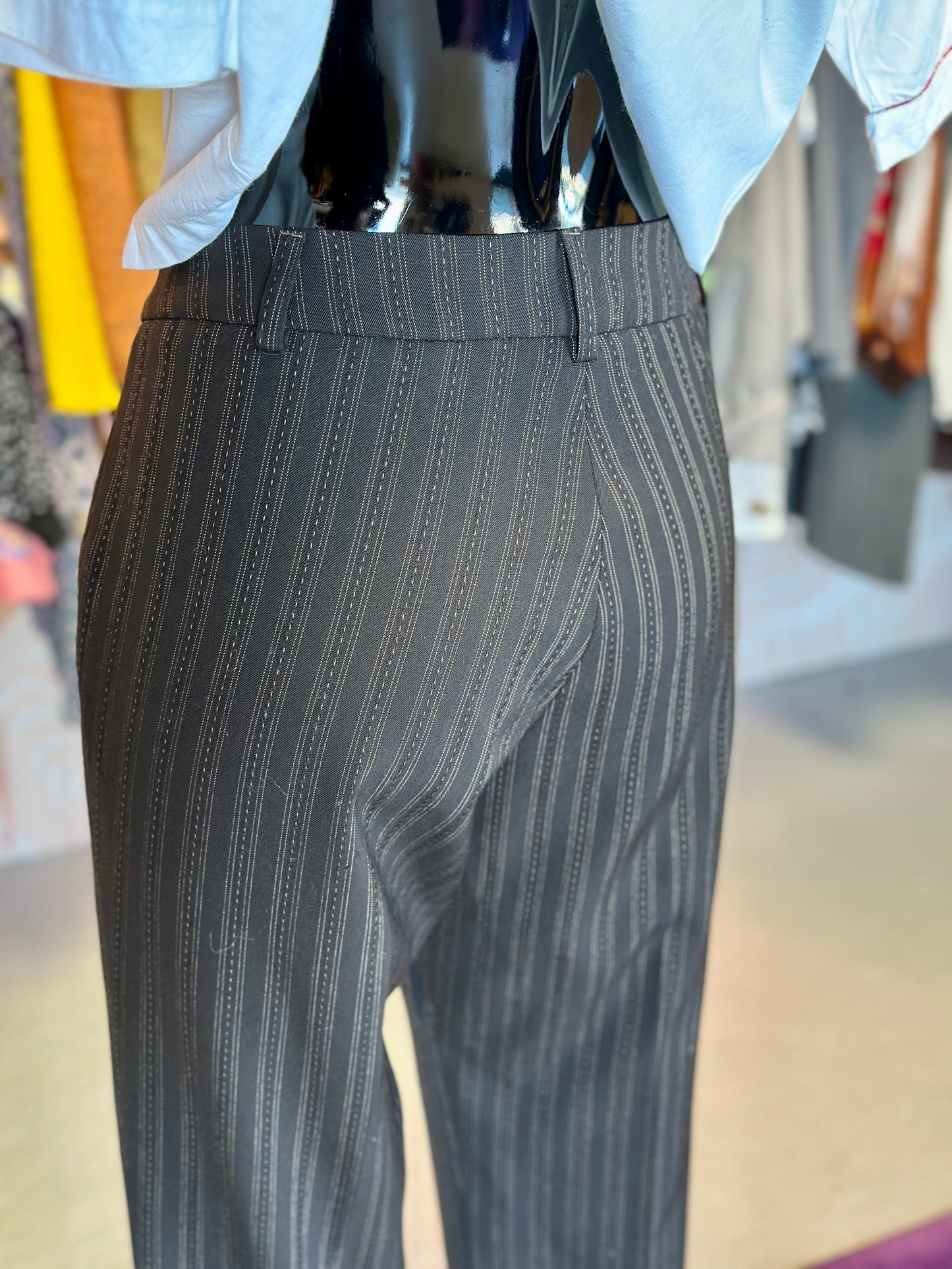 Pantalon à fines rayures et pois | T. 40 / 42