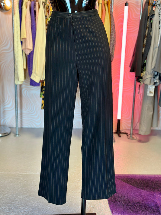 Pantalon de tailleur noir à fines rayures | T. 38