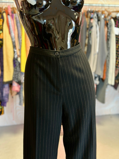 Pantalon de tailleur noir à fines rayures | T. 38