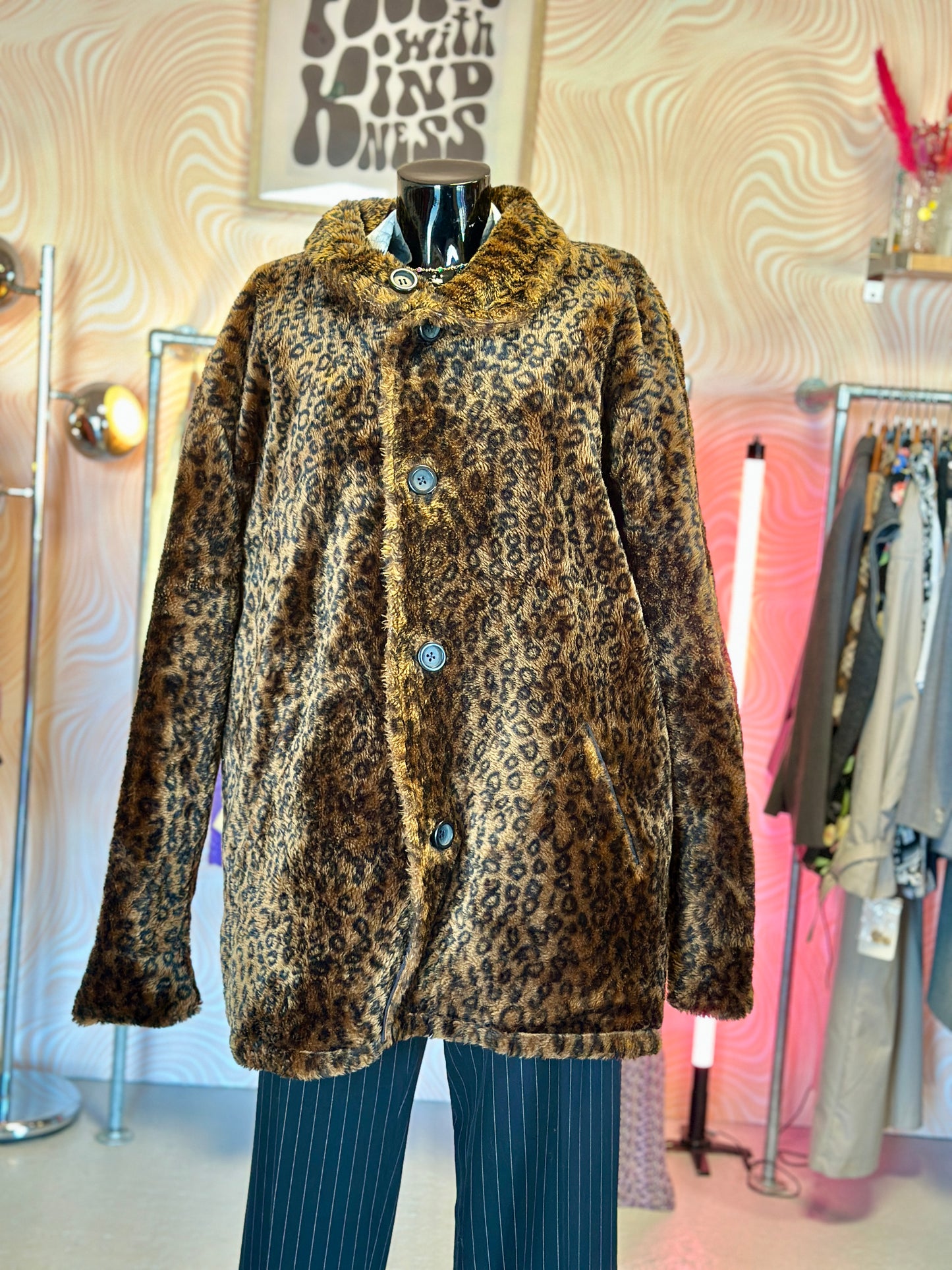 Manteau en fausse fourrure léopard | T. L / XL