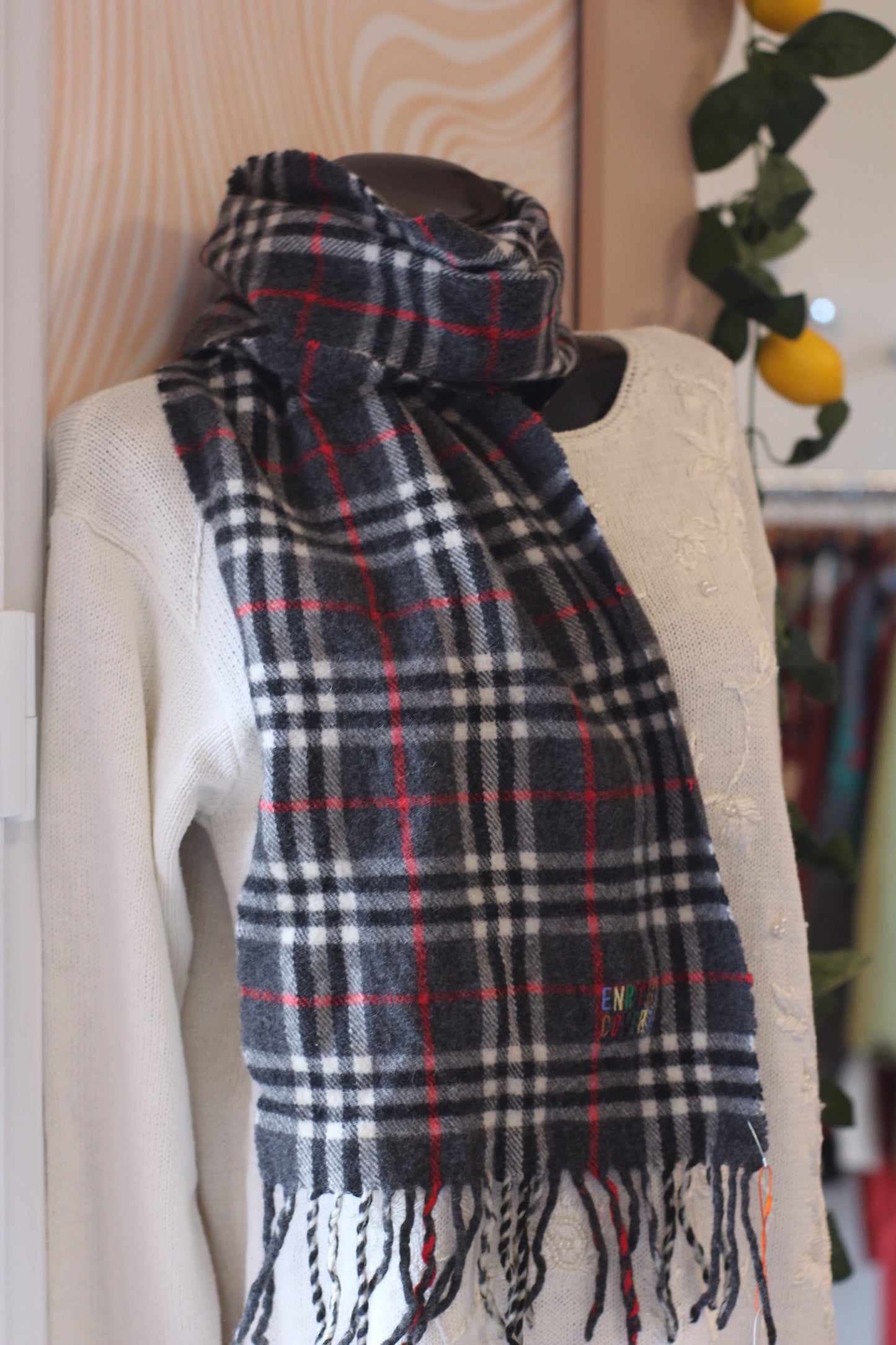 Écharpe tartan grise