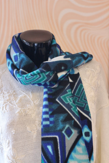 Écharpe polaire à motifs