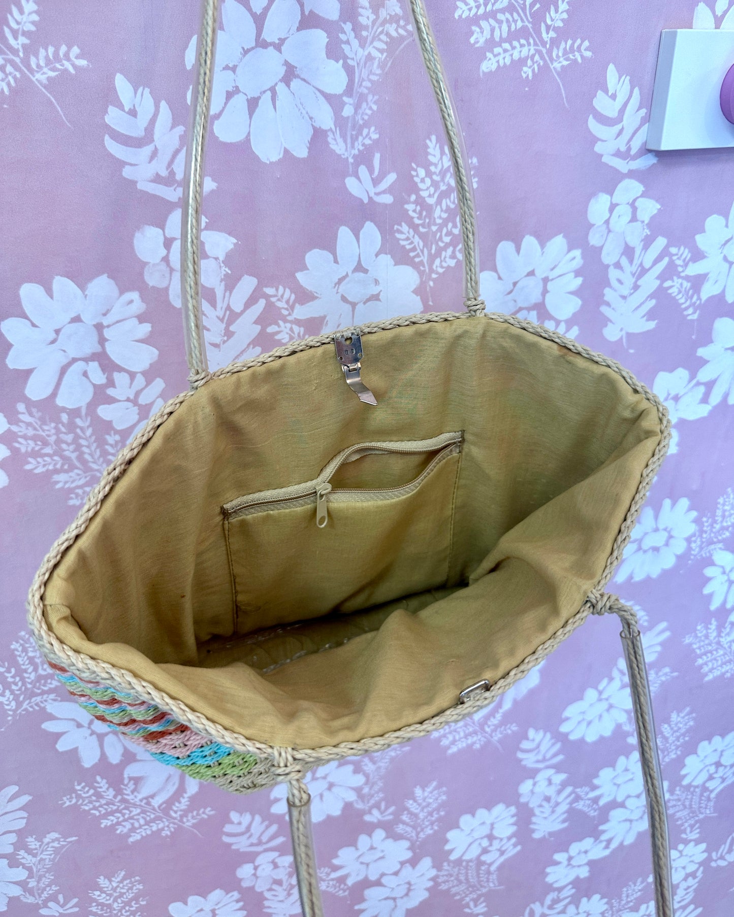 Sac en paille beige et pastel