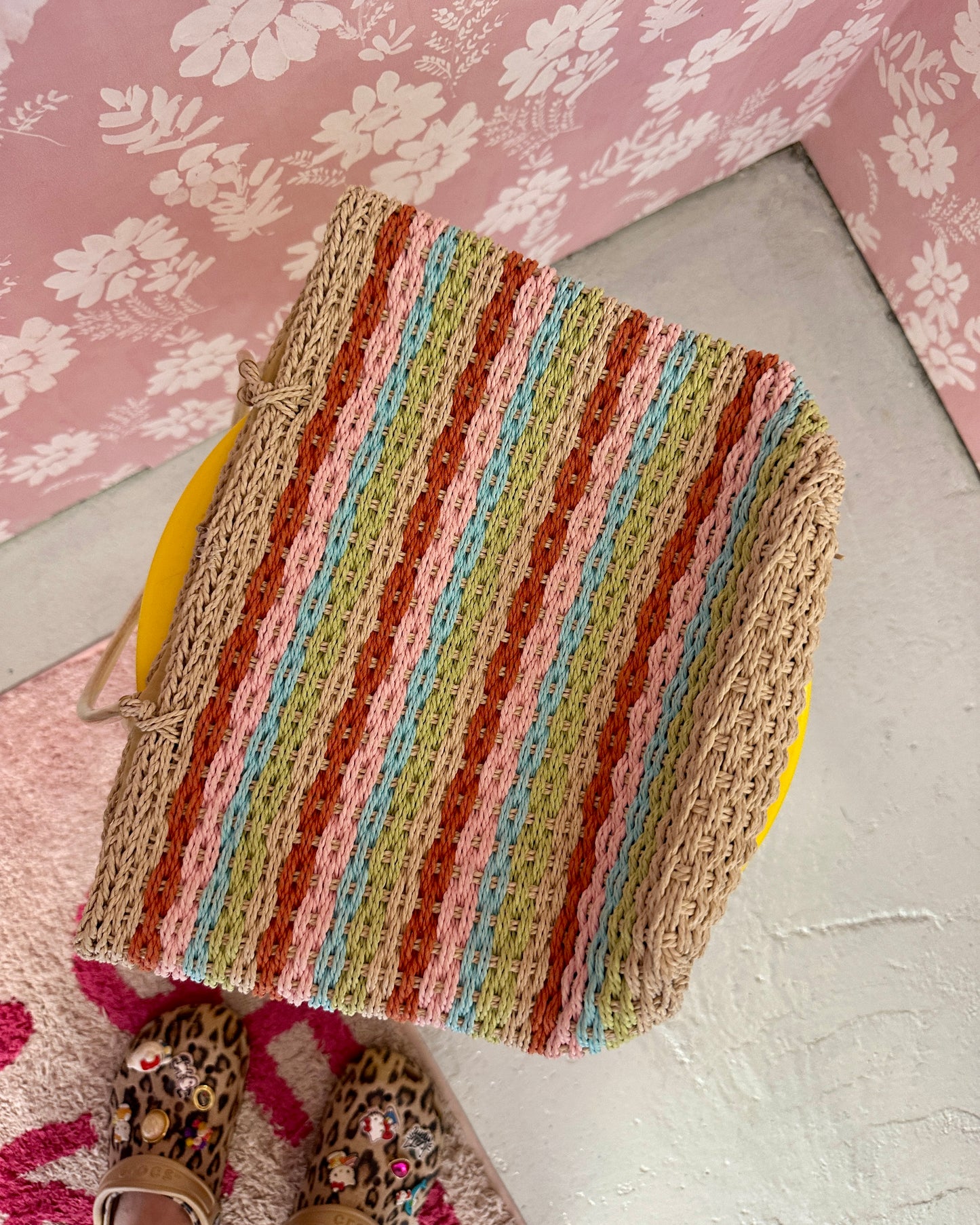 Sac en paille beige et pastel