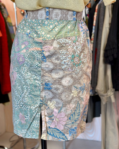 Jupe droite à motifs pastel | T. 38