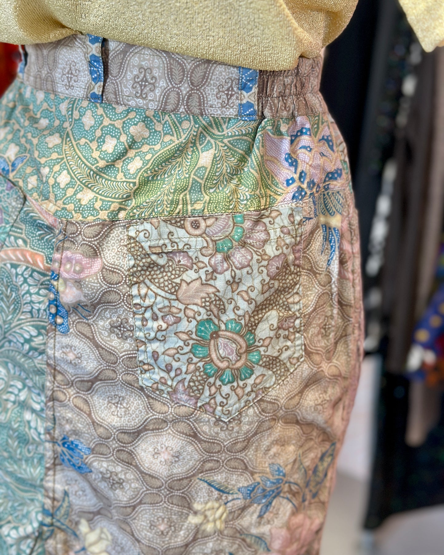 Jupe droite à motifs pastel | T. 38