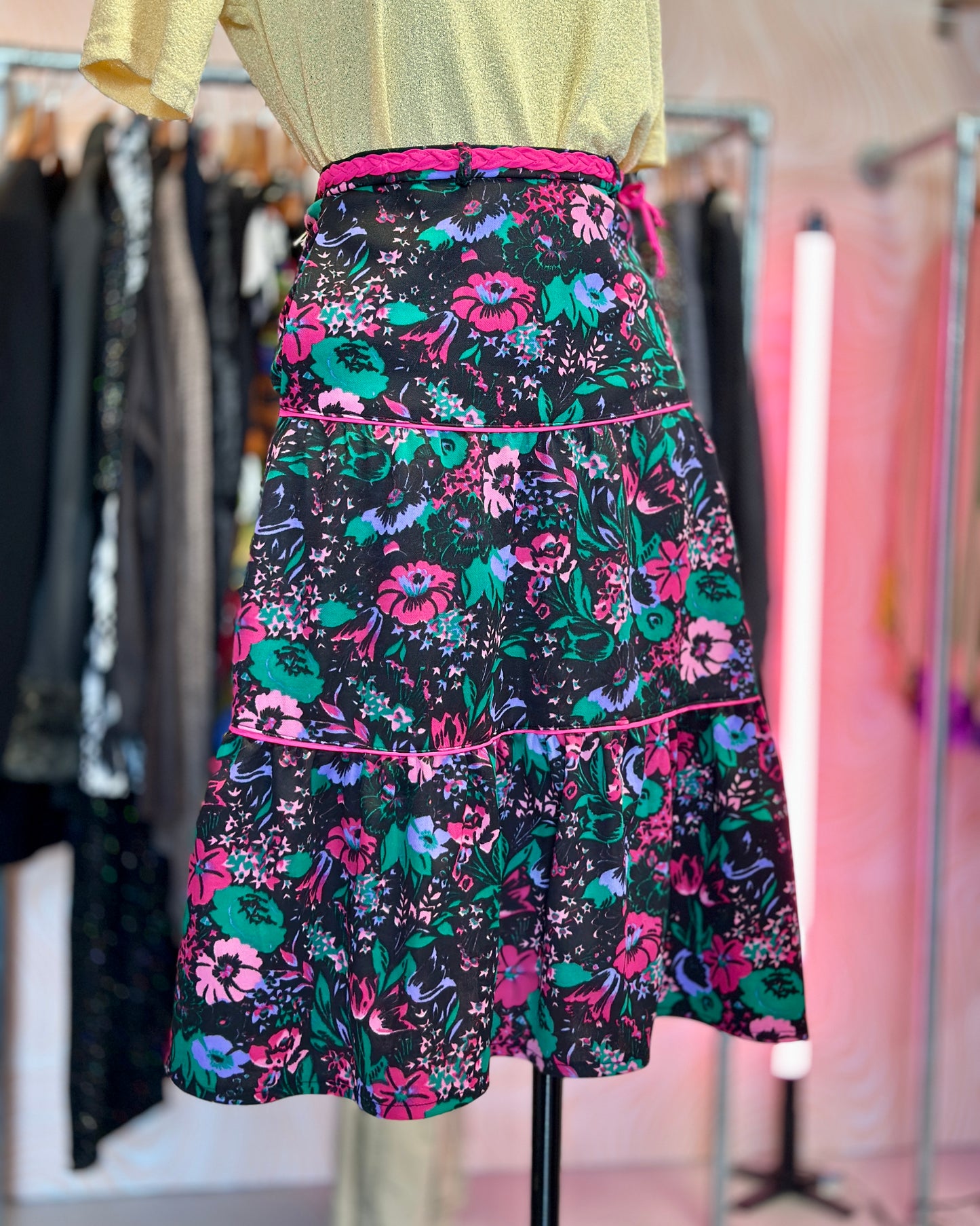 Jupe à volants à fleurs | T. 32