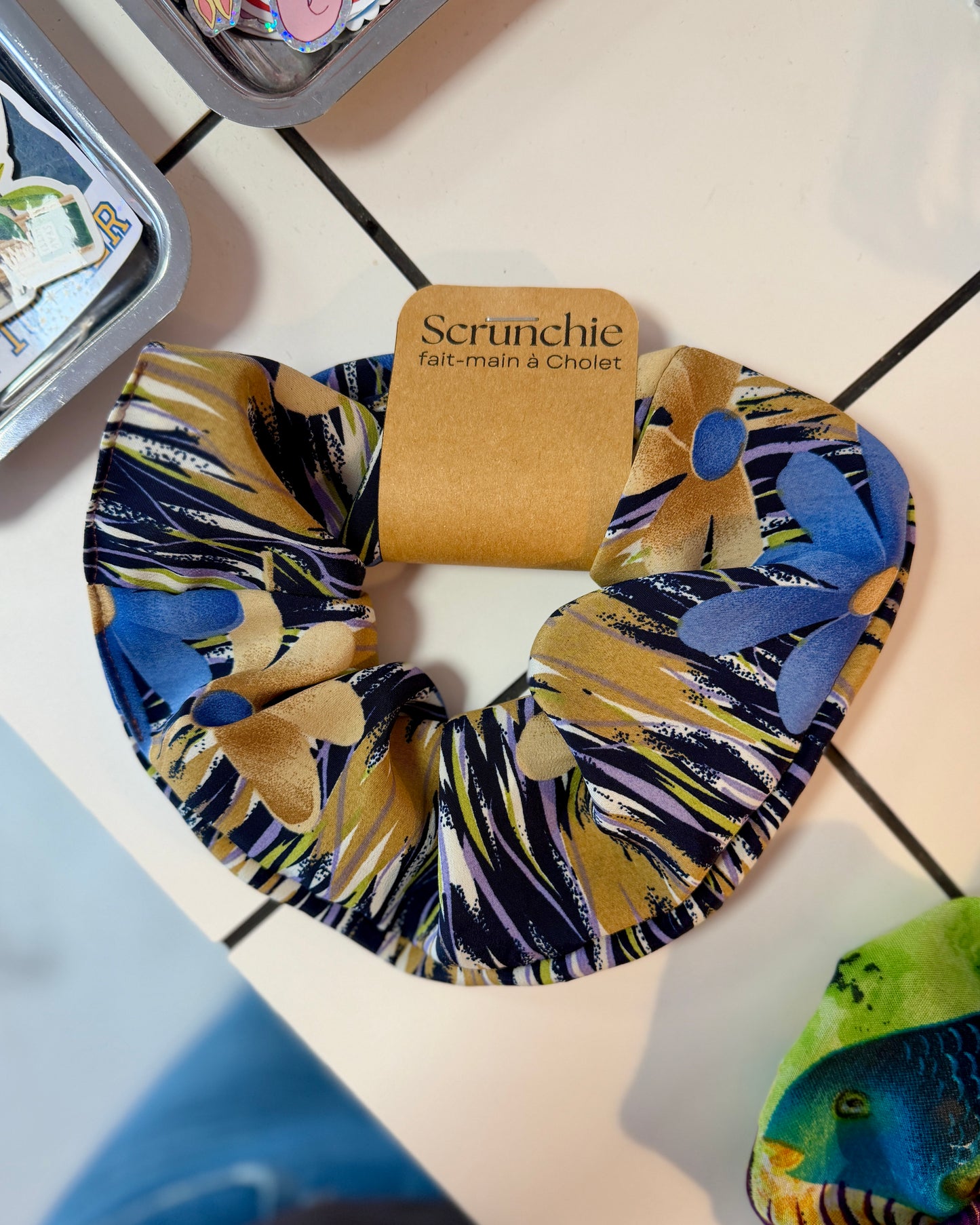 Big Scrunchie Fleurs et rayures