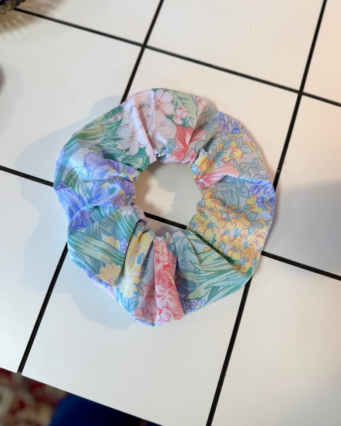 Big Scrunchie Maxi Flowers