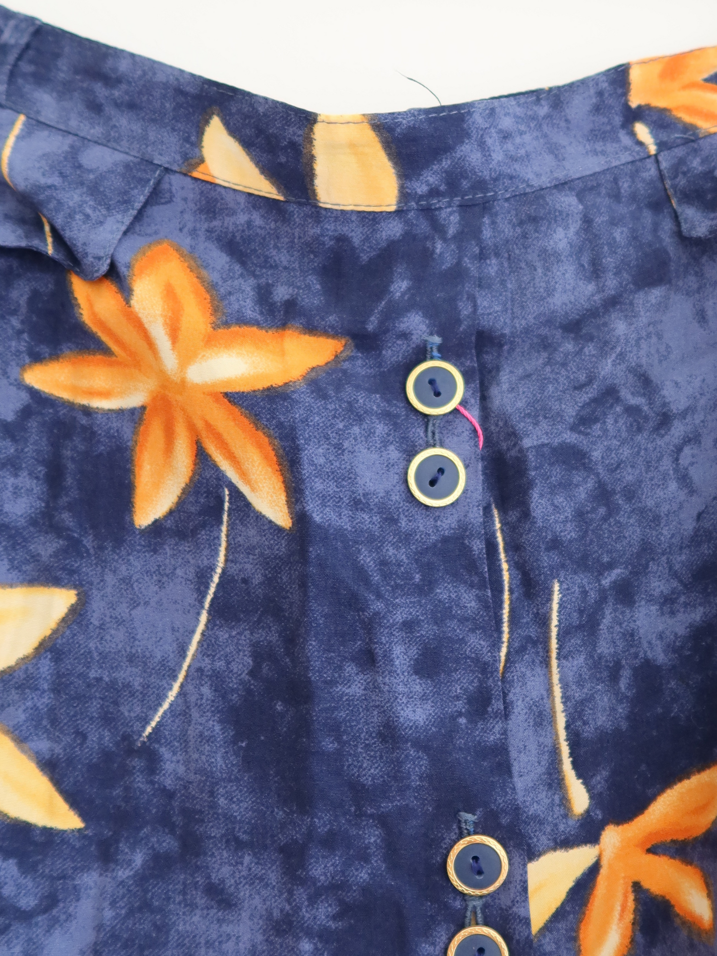 Jupe bleu boutonnée à fleurs | XL