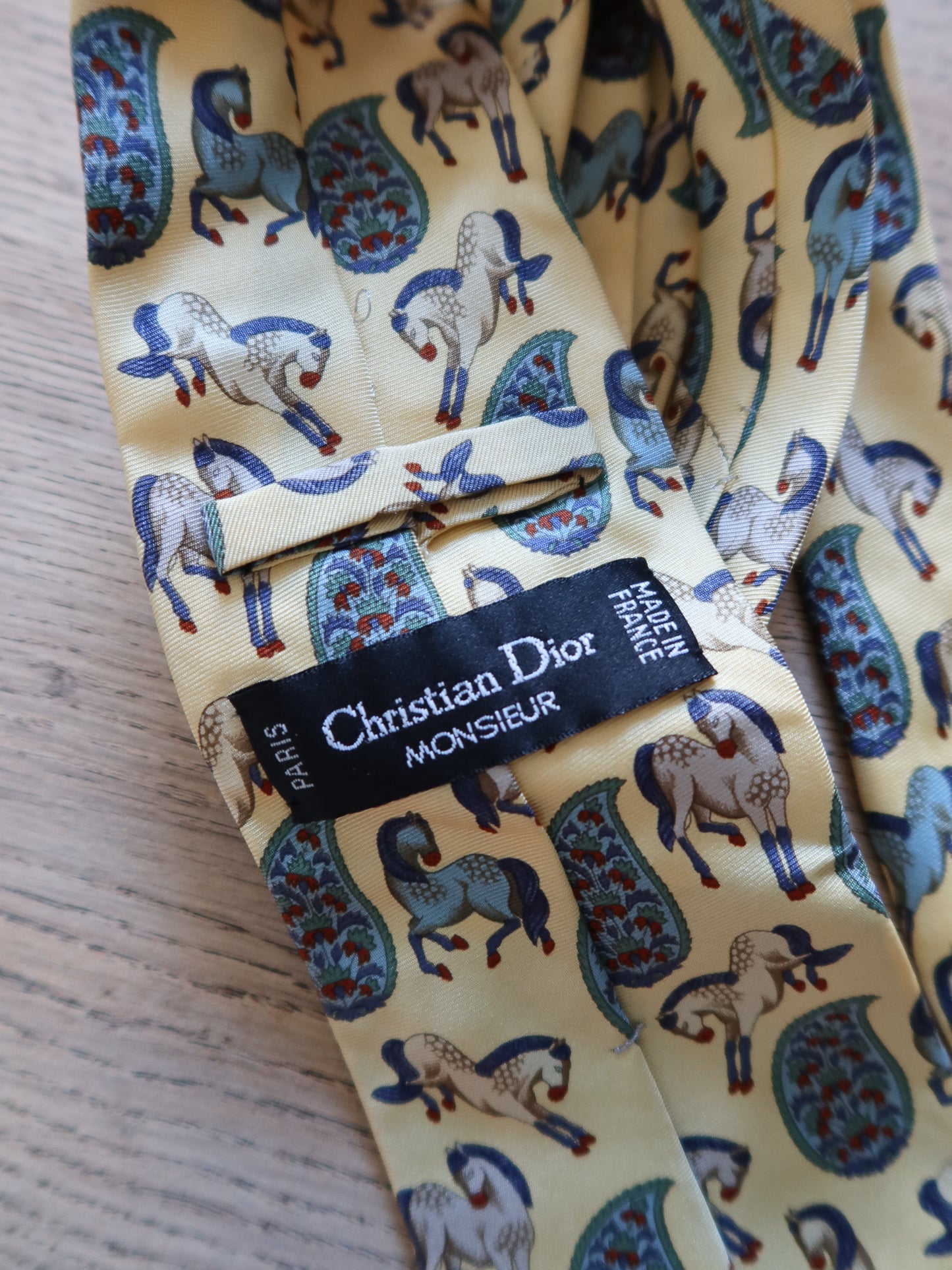 Cravate Christian Dior motif cheval