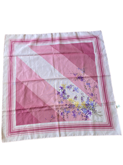 Foulard rose à fleurs